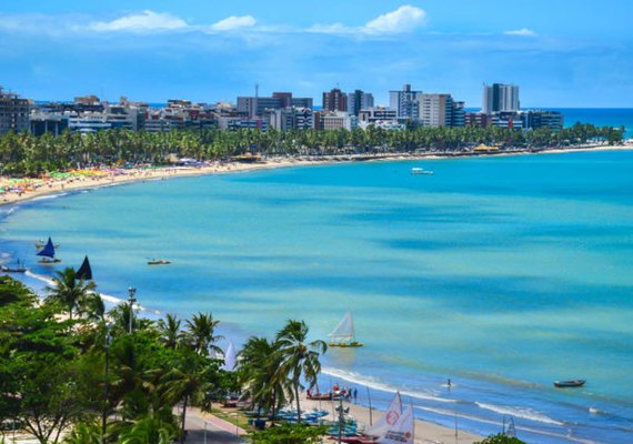 Confira como está o funcionamento dos serviços turísticos de Maceió