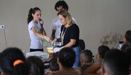 Prefeitura e UFAL promovem arborização de conjuntos habitacioanis de Arapiraca