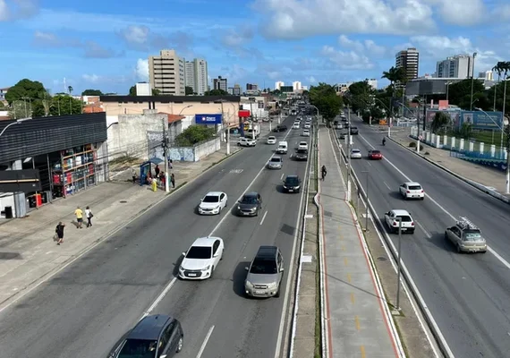 MPAL defende troca do nome da Avenida Fernandes Lima por Tia Marcelina