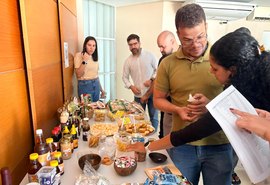 Com apoio da Unicafes, Redecoop é lançada para fortalecer cooperativas