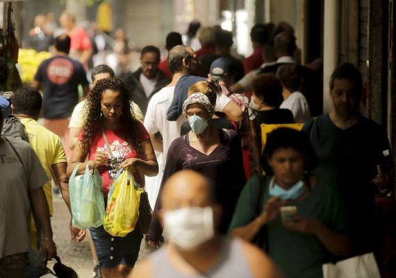 Brasil registra 941 mortes por covid-19 e 17.857 casos confirmados
