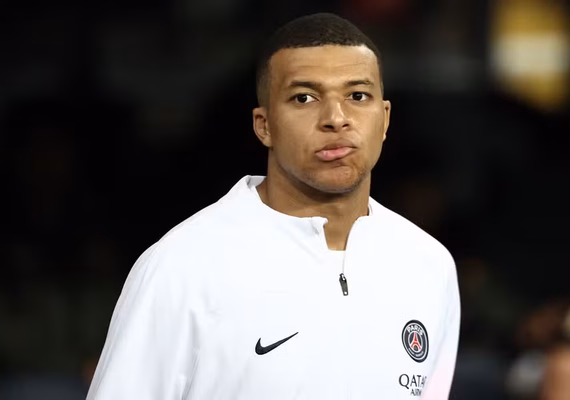 Mbappé teria sido alvo de plano de sequestro na França