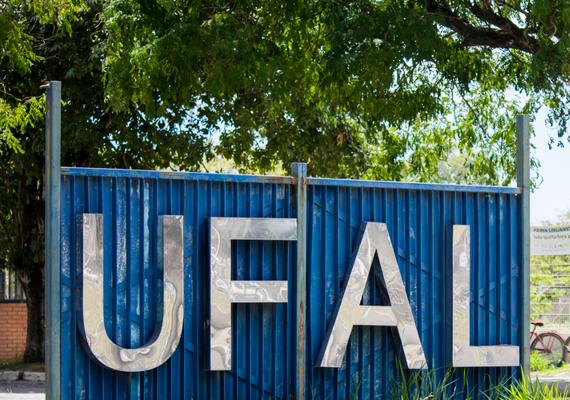 Técnicos suspendem paralisação na Ufal, mas greve é mantida