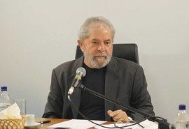 Lula quer suspeição de procuradores