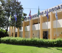 Uneal abre seleção para portadores de diploma com ingresso em 2026