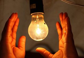 Famílias alagoanas de baixa renda têm descontos na conta de luz