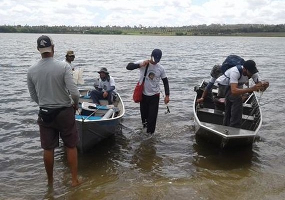 Pescadores levam ao MPF denúncias sobre obras da dragagem do Porto de Maceió