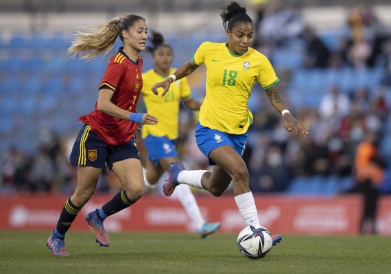 Seleção feminina fica no 1 a 1 com a Espanha em amistoso