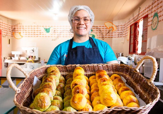 Programa Alagoas Sem Fome inicia curso profissionalizante que vai capacitar 600 pessoas na capital e mais cinco municípios
