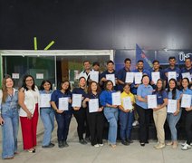 Capacitação amplia presença feminina na operação de máquinas agrícolas em AL