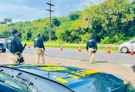 Rodovida: PRF em Alagoas reforça fiscalização no Carnaval