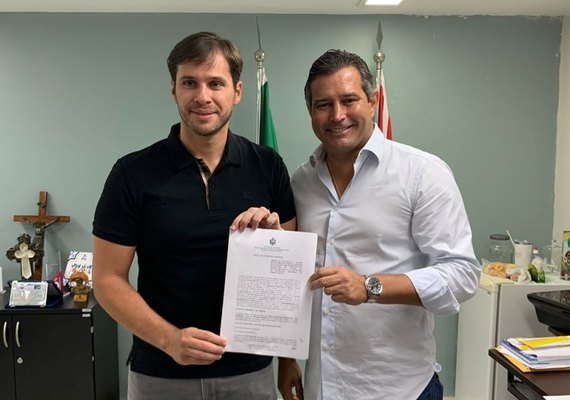 Convênio com Governo do Estado garante R$ 5 milhões para reforma de 500 casas