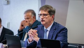 Gonet defende retomada das visitas de Flávio Bolsonaro ao pai, Jair Bolsonaro