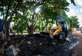Mais de 11 mil toneladas de resíduos são retiradas de canais de Maceió