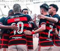 Em ritmo de folia, Flamengo derrota Volta Redonda no Maracanã