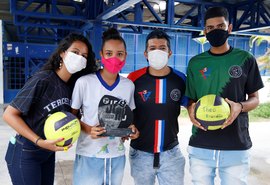 Estudantes da rede estadual brilham no esporte e chamam a atenção da seleção alagoana de voleibol