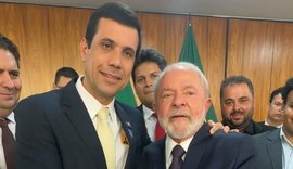 Presidente da AMA participa de reunião com presidente Lula, em Brasília