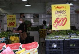 Frutas, verduras e combustíveis puxam a inflação de novembro; veja os itens que mais subiram