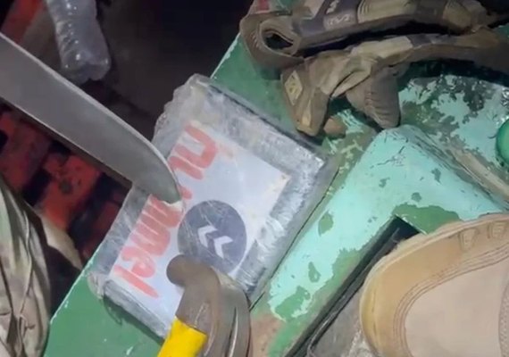 PF e Marinha apreendem drogas em embarcação na costa do Suriname