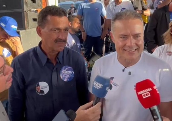 Renan mantém vice em aberto e admite nome do Agreste na chapa