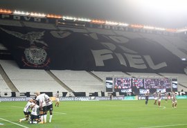 Corinthians ganha do Fluminense com goleada de 5 a 0