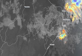 Semarh emite Aviso Meteorológico para pancadas de chuvas intensas no Litoral e Zona da Mata