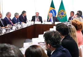 Indústria de alimentos anuncia R$ 120 bilhões de investimentos até 2026