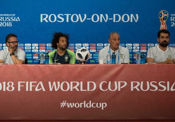 Tite confirma Fred fora de estreia e diz que Neymar não está 100%