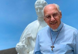 Monsenhor Jonas Abib, fundador da Canção Nova, morre aos 85 anos