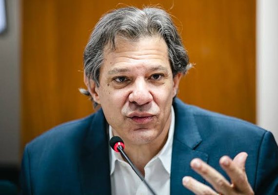 Manutenção da queda dos juros dependerá do exterior, diz Haddad