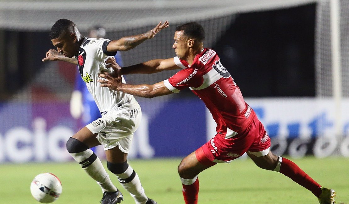 “Acaba! Acaba, pelo amor de Deus!'