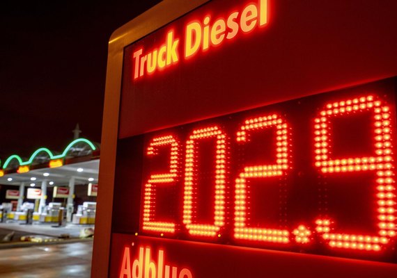 Preço da gasolina nos EUA atinge segundo maior patamar da história