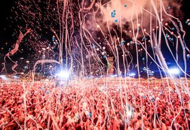 Fogos, balões e atrações musicais de peso dão as boas-vindas a 2019!