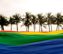 Conheça destinos brasileiros que promovem o turismo LGBTQIA+