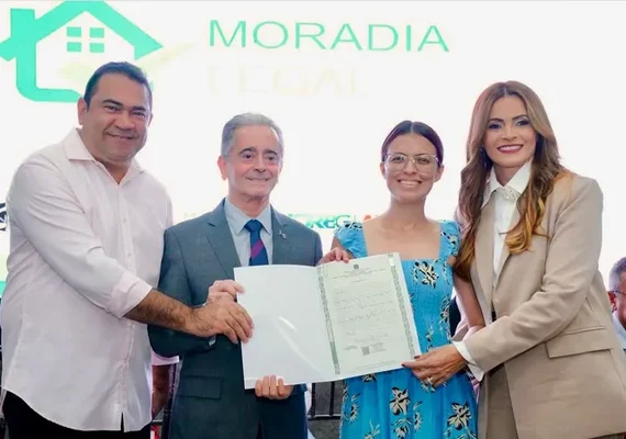 Belém entrega mais de 100 títulos de imóveis pelo Moradia Legal