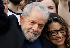 Em 1º discurso livre, Lula agradece militantes e ataca PF e MPF