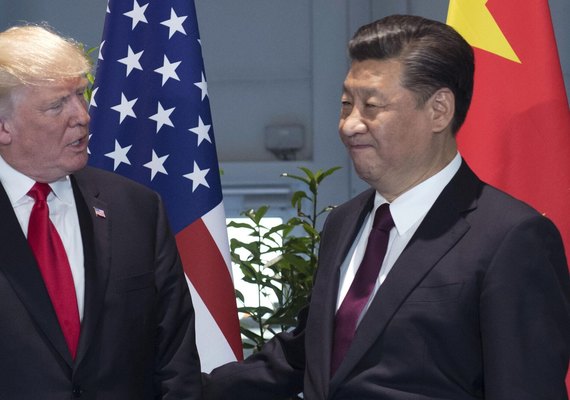 Trump anuncia viagem à China em 2026