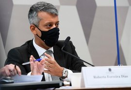 Omar Aziz dá voz de prisão a Roberto Dias, acusado de mentir na CPI da Covid-19