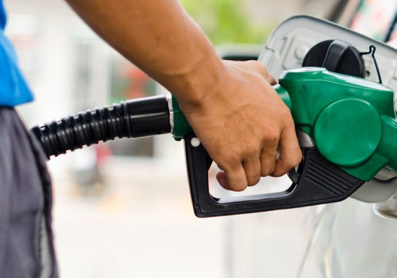 Alagoas registra o segundo menor preço médio da gasolina comum entre os estados do Nordeste