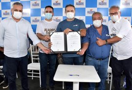 Renan Filho autoriza construção de CISP e pavimentação de ruas em Paripueira