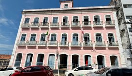 Biblioteca Pública Graciliano Ramos recebe exposição 'Arte, Vida e Superação'