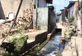 Moradores da Vila Brejal denunciam abandono de obra por JHC após vitória eleitoral; veja o vídeo