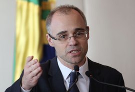 Sabatina de André Mendonça é marcada para quarta (1°) no Senado