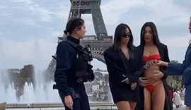 Vídeo: influenciadoras brasileiras são abordadas pela polícia durante fotos de biquíni em Paris