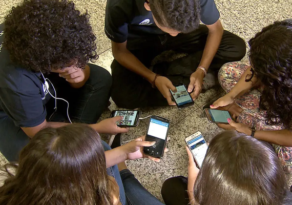 Google e Meta são condenados por vício de adolescente em redes sociais