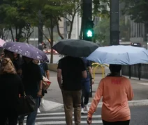 Inmet emite alerta de tempestade para sete estados hoje e amanhã