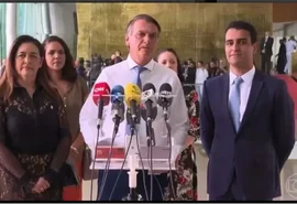 Denúncia contra Bolsonaro pressionou JHC a se afastar do PL; saiba mais