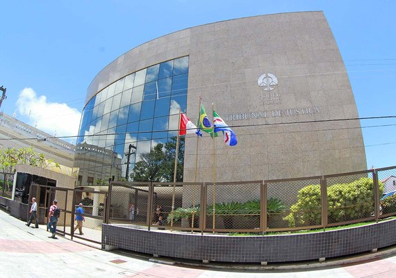 Acusados de sequestrar e matar homem na Levada são condenados a mais de 25 anos