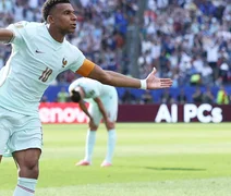 França derrota Marrocos por 2 a 0 e avança à semifinal da Copa