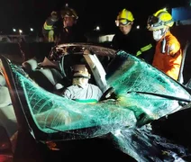 Motorista sofre grave acidente após colidir contra um cavalo em São José da Laje